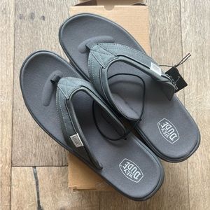 Hey Dude NIB men’s flip flops size 12